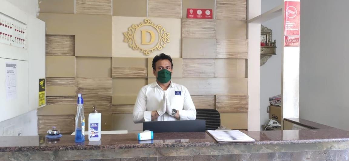 Super Hotel O Divine Residency Near Phoenix Marketcity Мумбаи Экстерьер фото